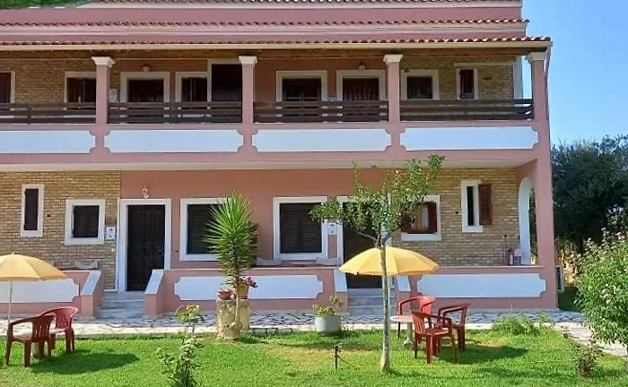Daire Olga's Garden Almiros Beach