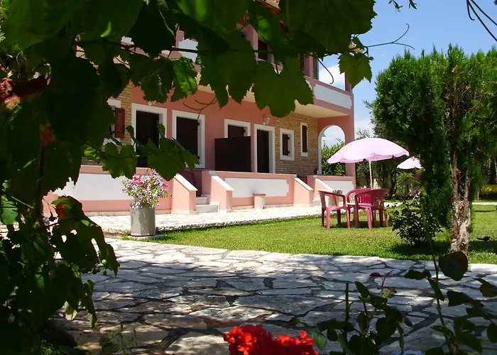 Daire Olga's Garden Almiros Beach