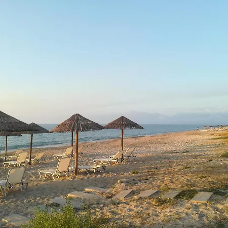 Olga's Garden Almiros strand