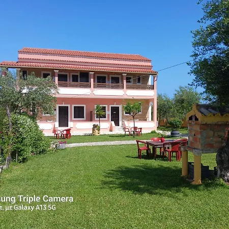 Olga's Garden Appartement Almiros strand