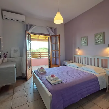 Appartement Olga's Garden Almiros strand