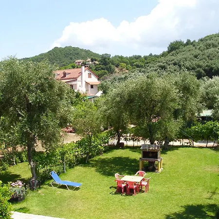 Olga's Garden Appartement