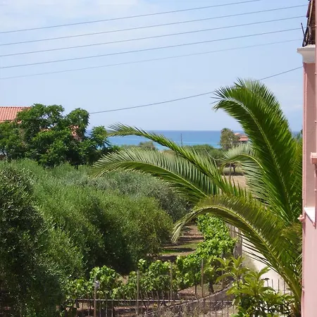 Olga's Garden דירה