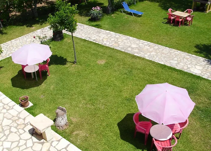 Olga's Garden Almiros Beach